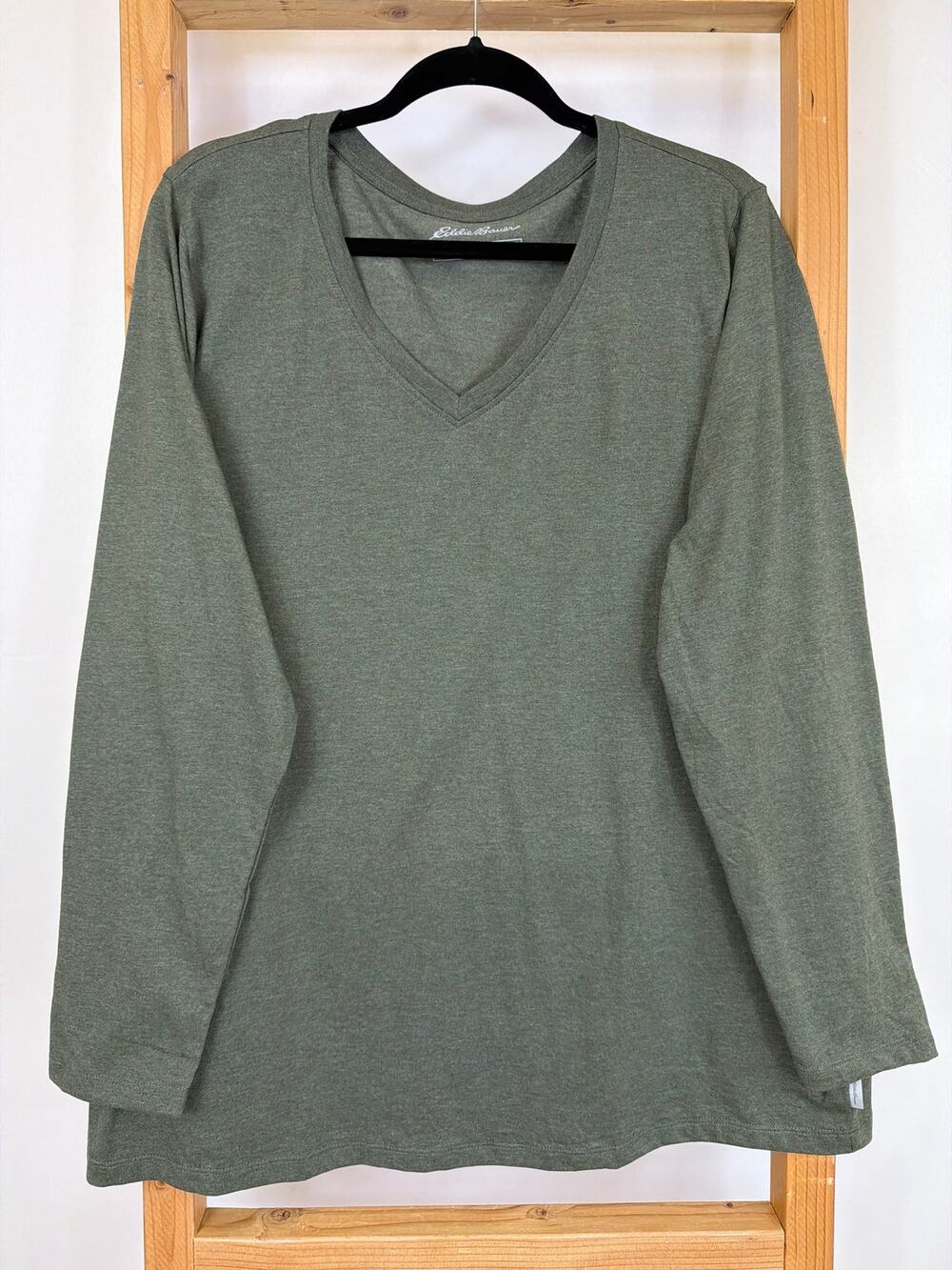Eddie Bauer Green V-Neck Long Sleeve T-Shirt Size XXL
